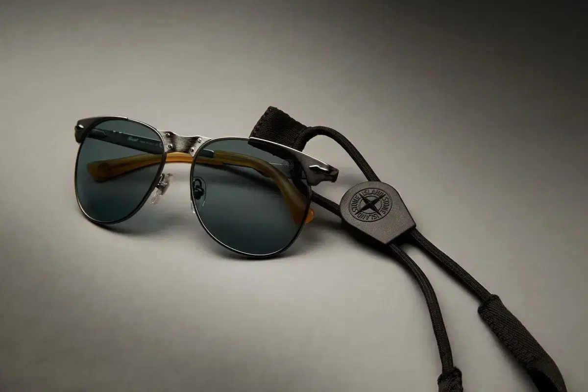 Stone island x persol 선글라스