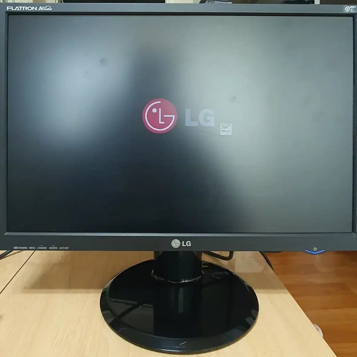 LG 플래트론 L226WTP-BF LCD 22인치 모니터