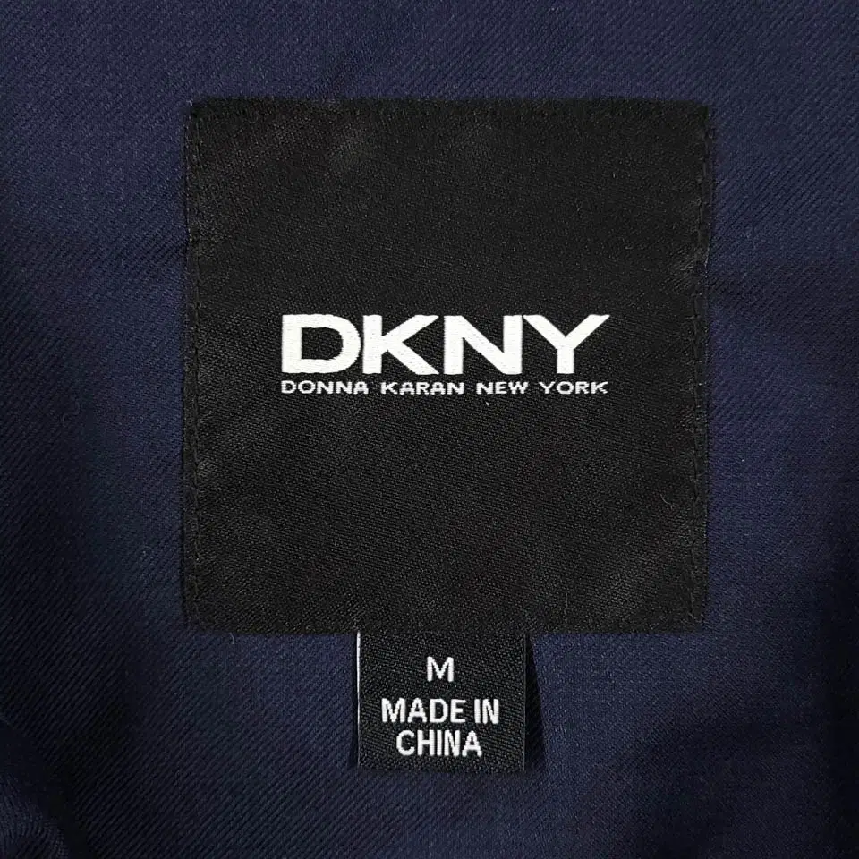 DKNY 디케이엔와이 네이비 투웨이 히든지퍼 카라넥 울혼방 오리털 덕다운