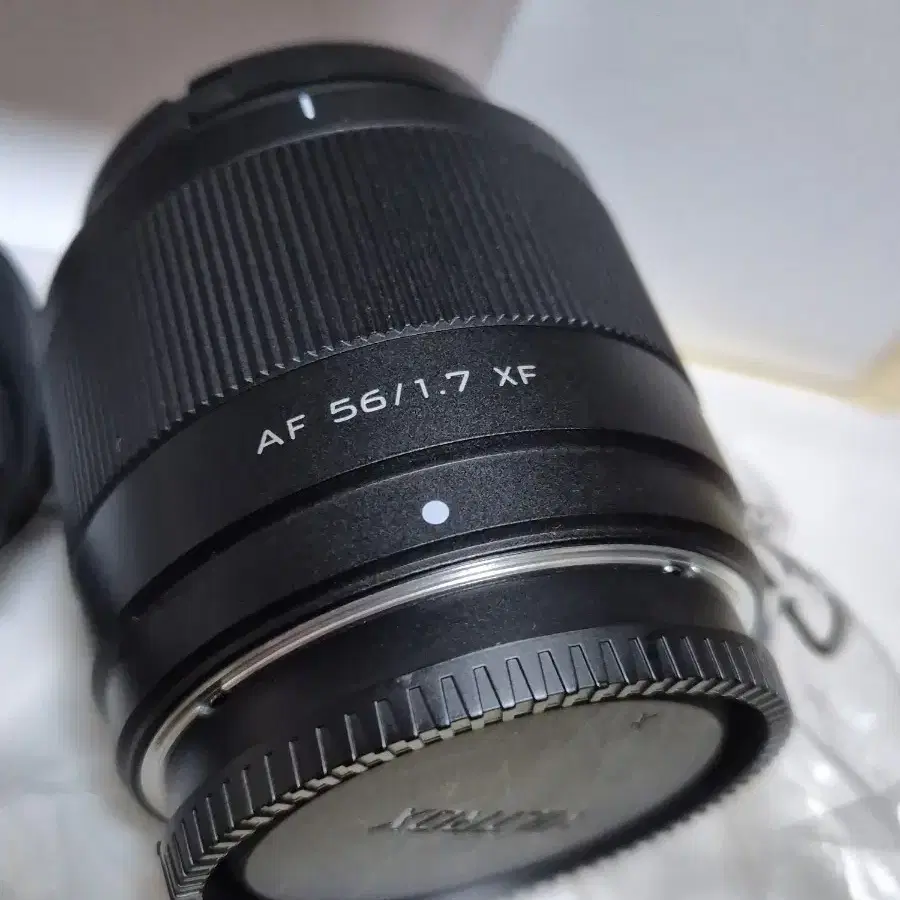 빌트록스 56mm F.17 AF 후지 x마운트 렌즈