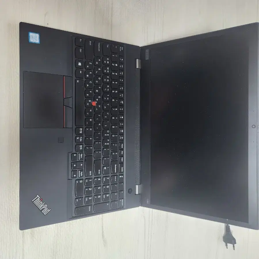 래노버 씽크패드 t590 i7