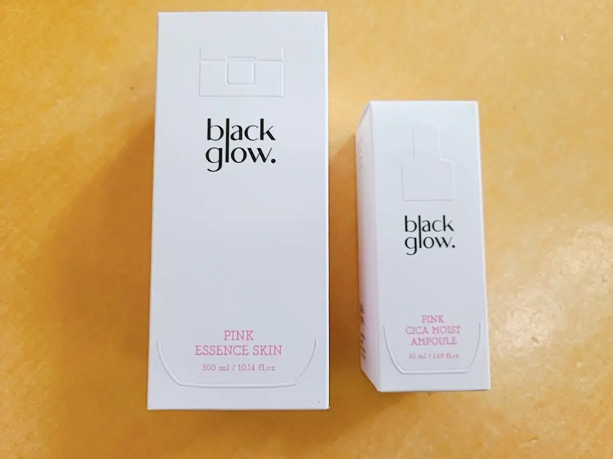 블랙글로우 핑크 에센스 스킨 300ml 블랙글로우 시카 모이스트 앰플