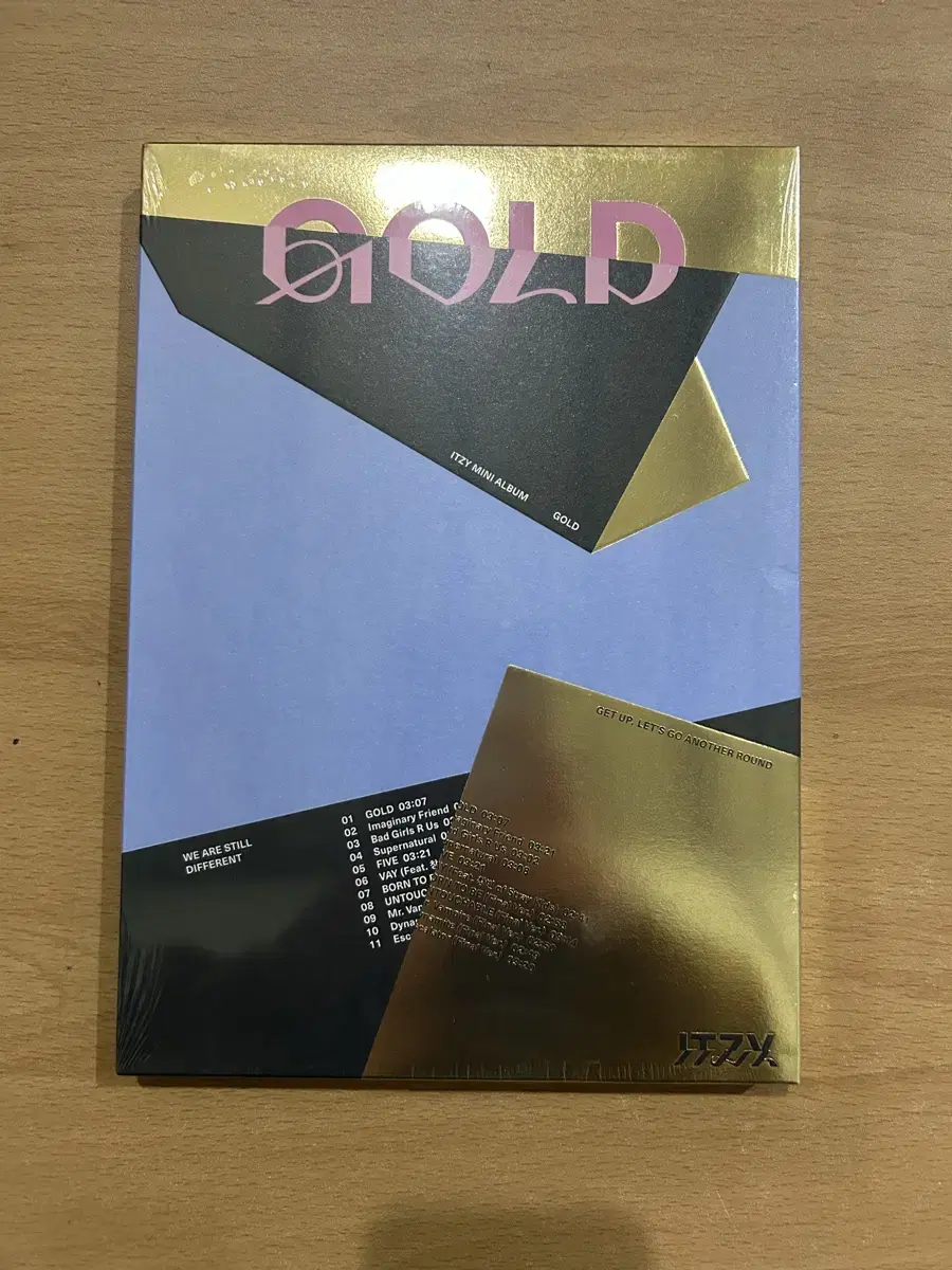 있지(ITZY) GOLD 일반반