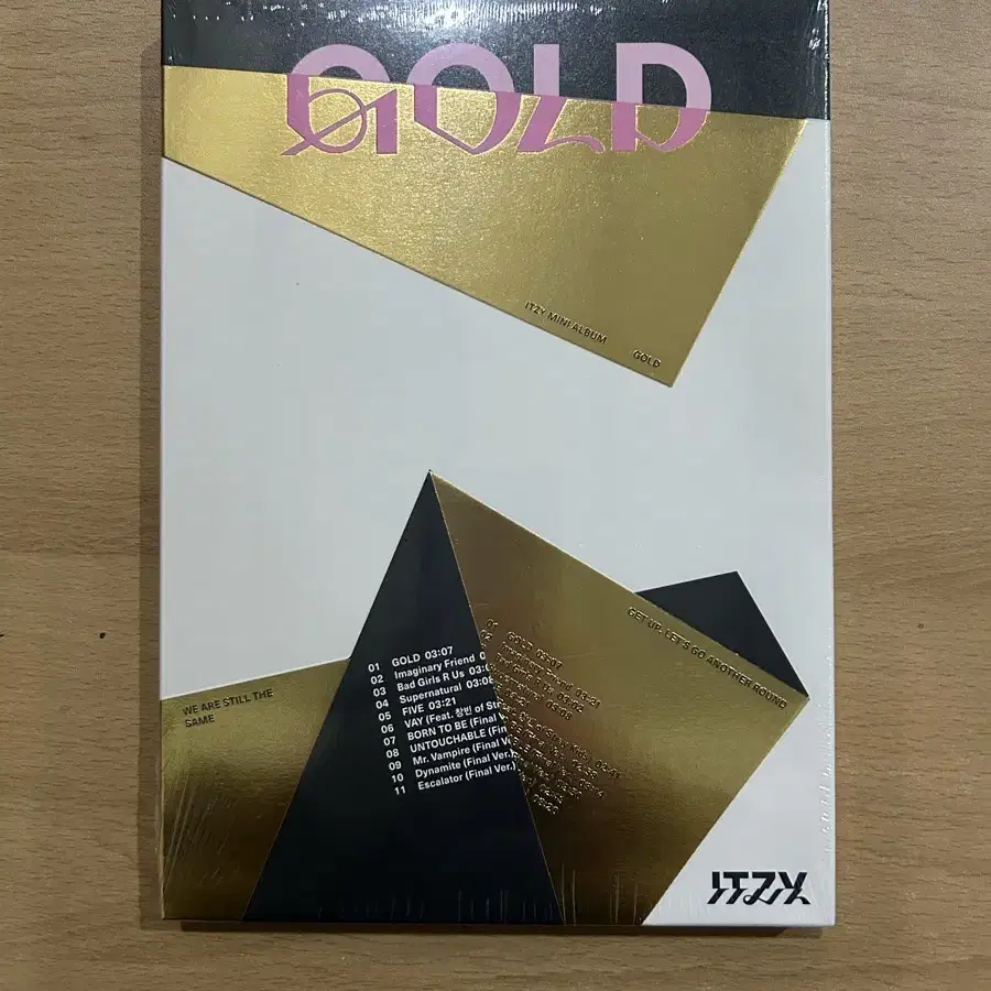 있지(ITZY) GOLD 일반반