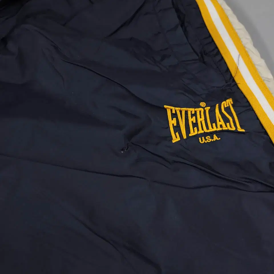 EVERLAST 네이비 옐로우 화이트 사이드라인 복싱클럽 패치로고 레글런