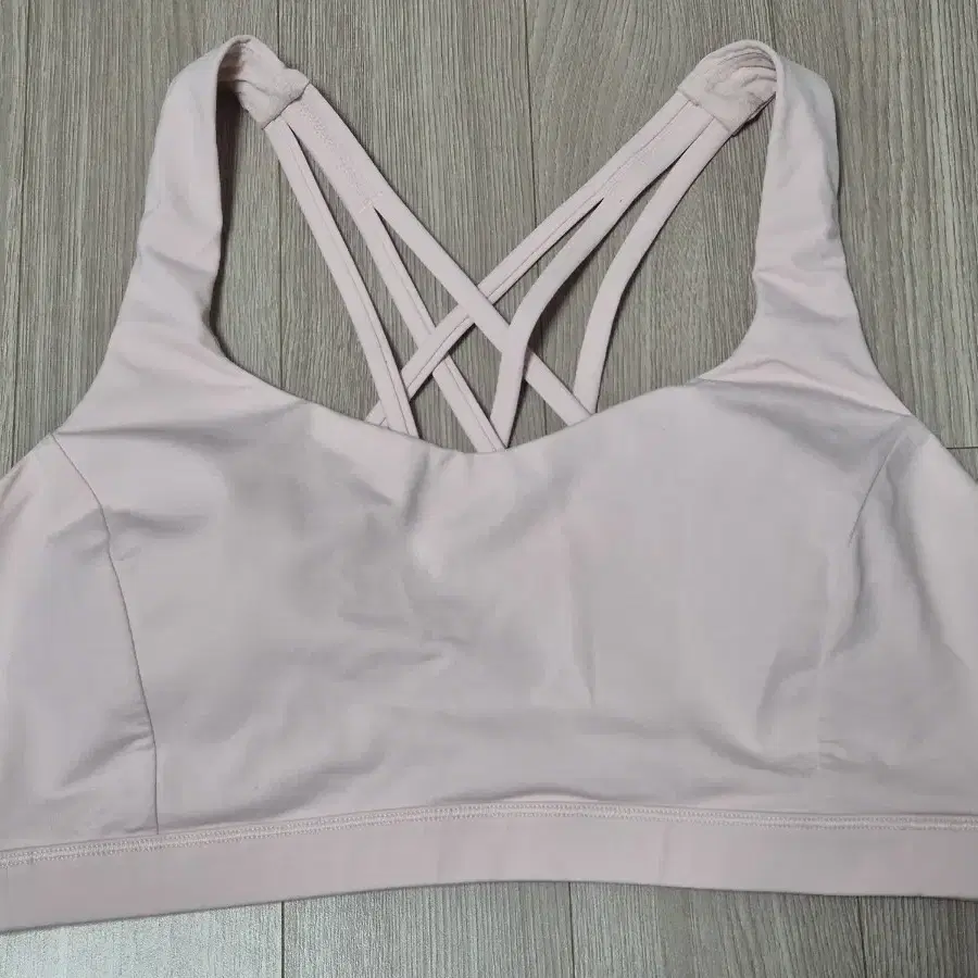 룰루레몬 Free To Be Serene Bra 10 사이즈 스포츠 브라