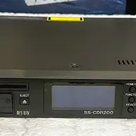 TASCAM 메모리/CD 레코더 SS-CDR200