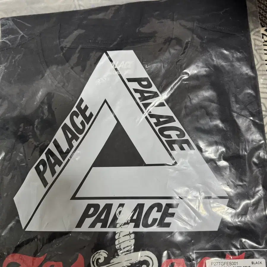 PALACE TGF 롱슬리브 블랙 L,M 새상품 판매합니다.