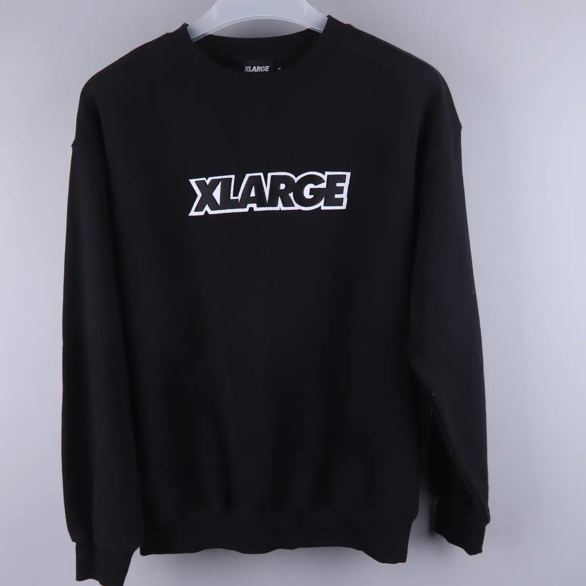 XLARGE 로고 스웨트셔츠 맨투맨 블랙 (S)