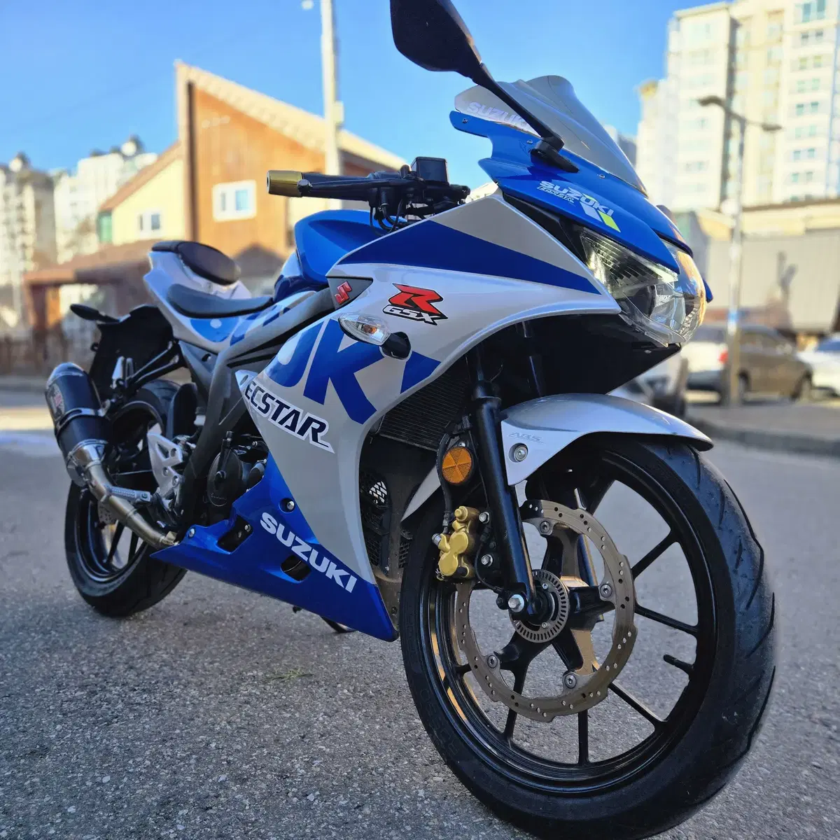 최저가)GSX-R125 21년식정품요시무라구변완 바이크저렴하게 판매합니다