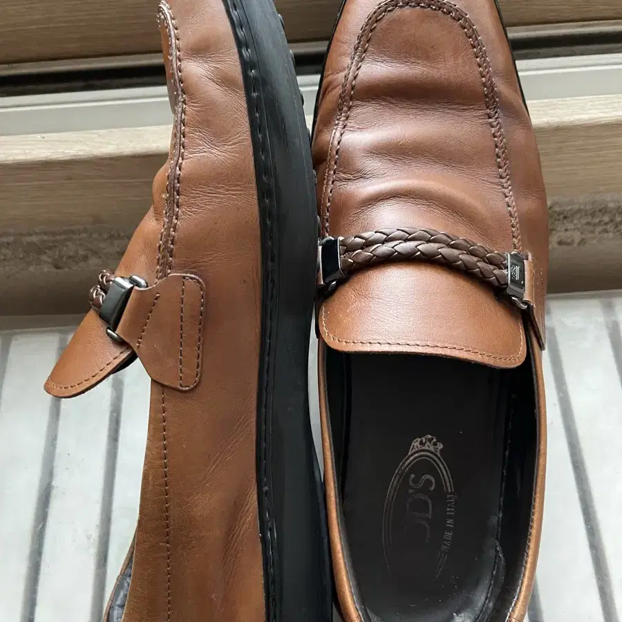 Tods 로퍼 (US9/270~275) 거의 새것