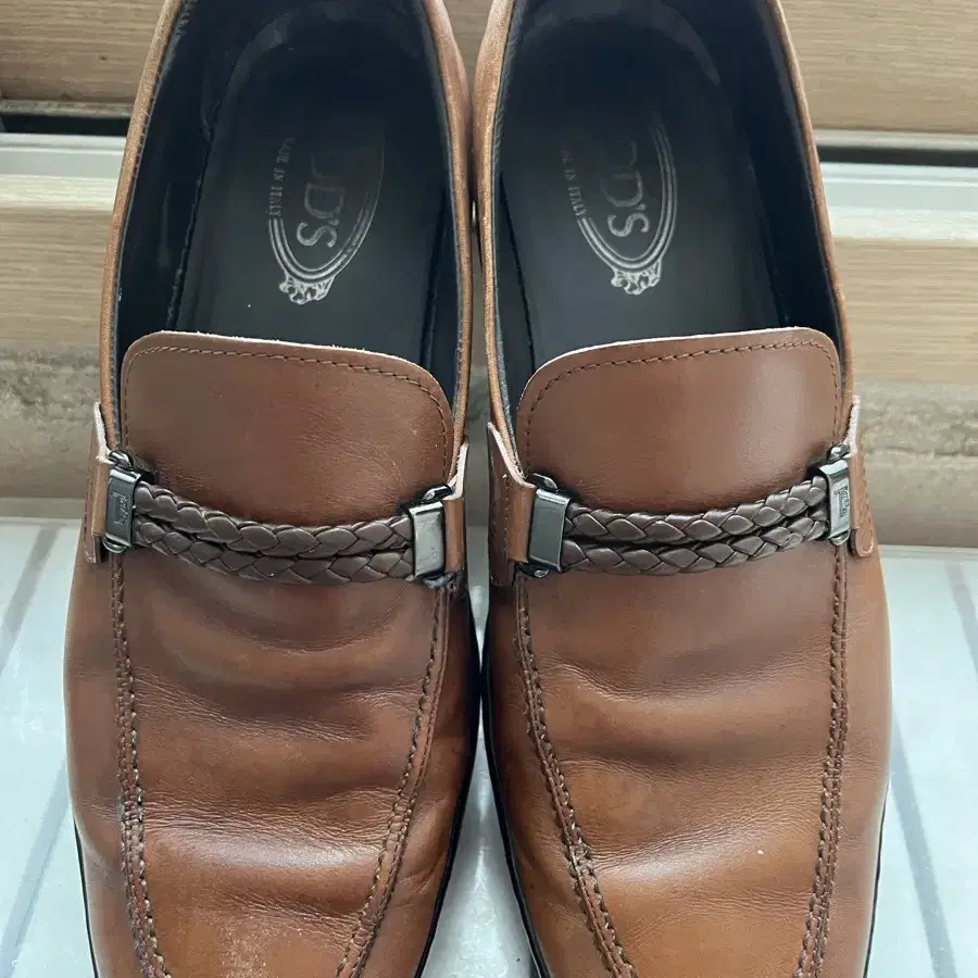 Tods 로퍼 (US9/270~275) 거의 새것