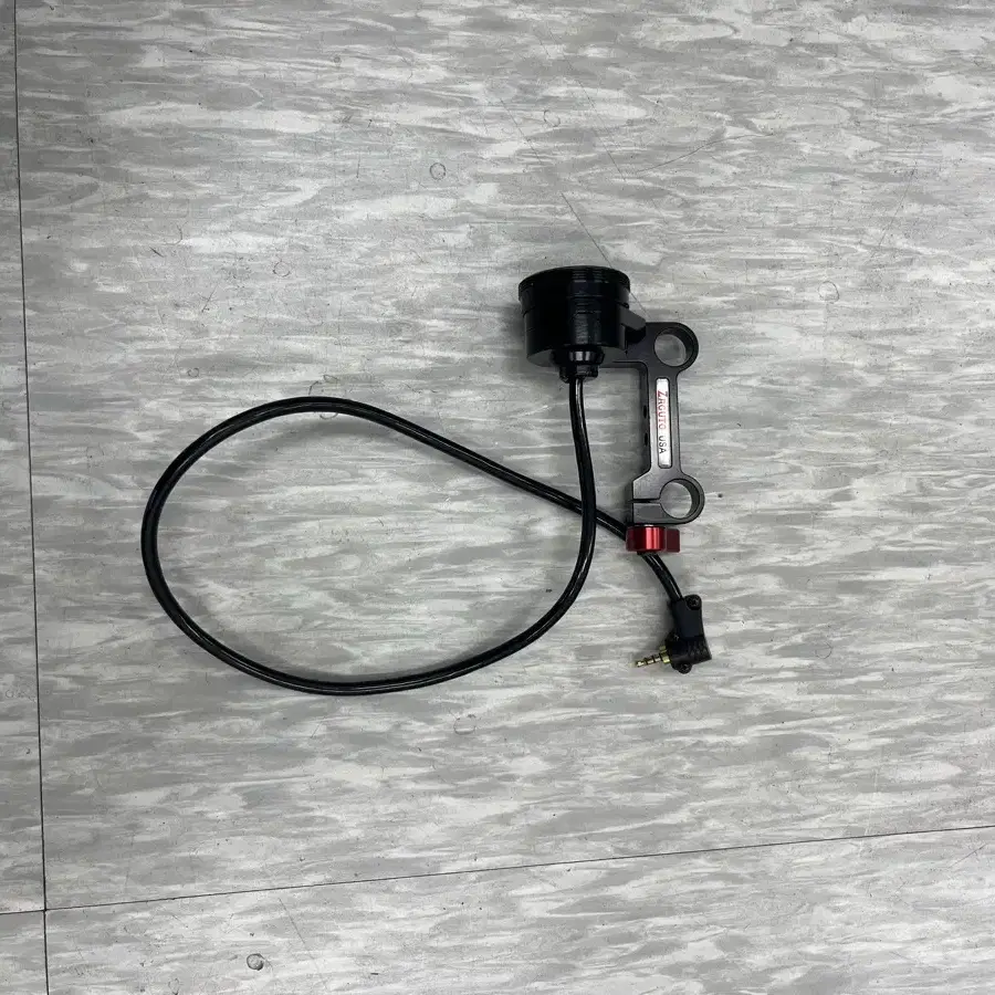 zacuto grip relocator (canon c100,c300)