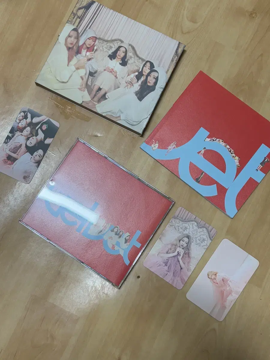 레드벨벳 7월7일 앨범(포카 cd 포함)