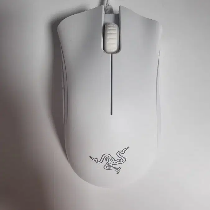 레이저 데스에더(Deathadder Essential)