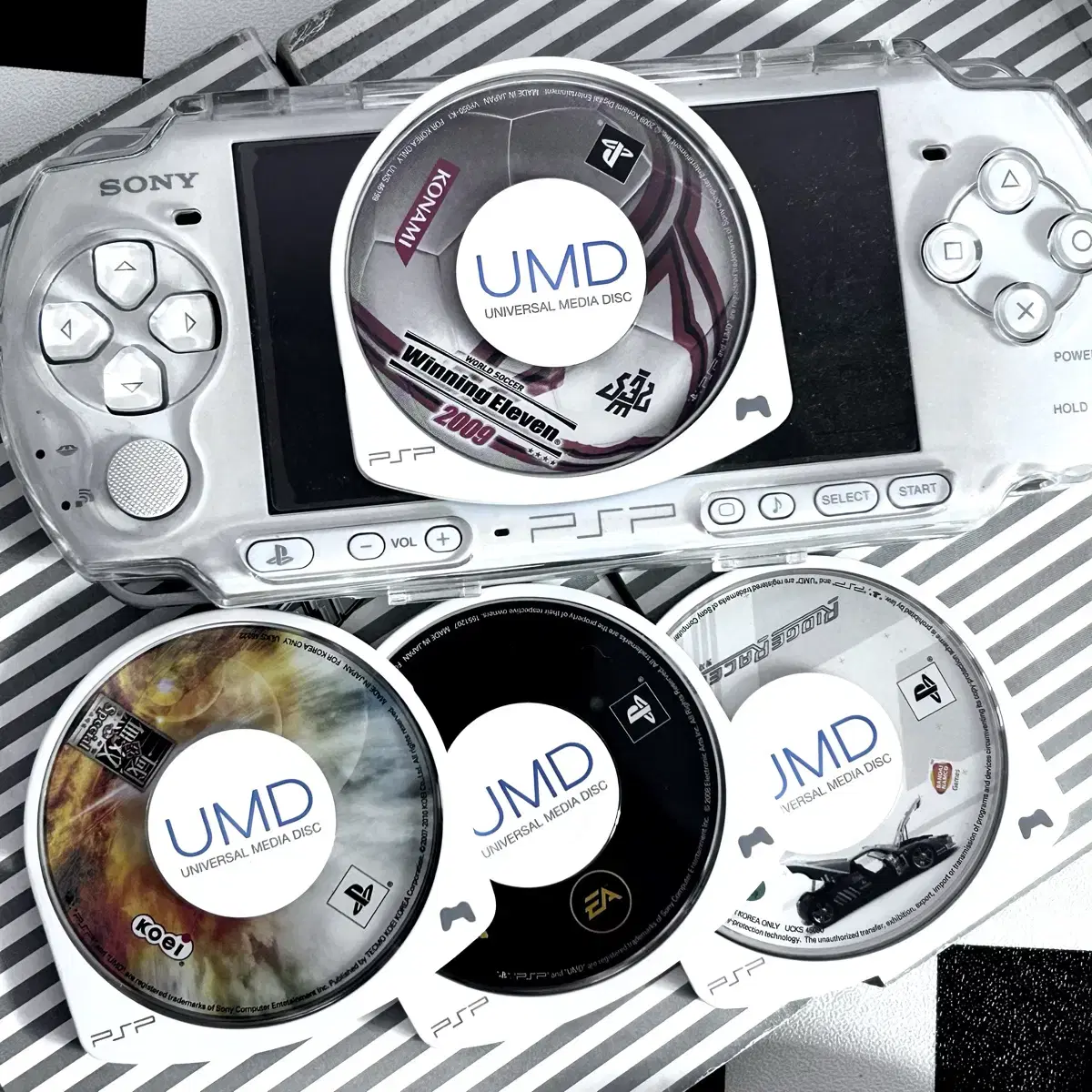 PSP 3000번대 화이트/흰색 umd 포함 플스 플레이스테이션