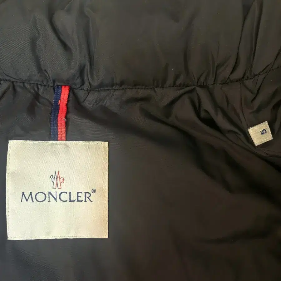 Moncler 몽클레어 22fw 마야프 블랙 5사이즈