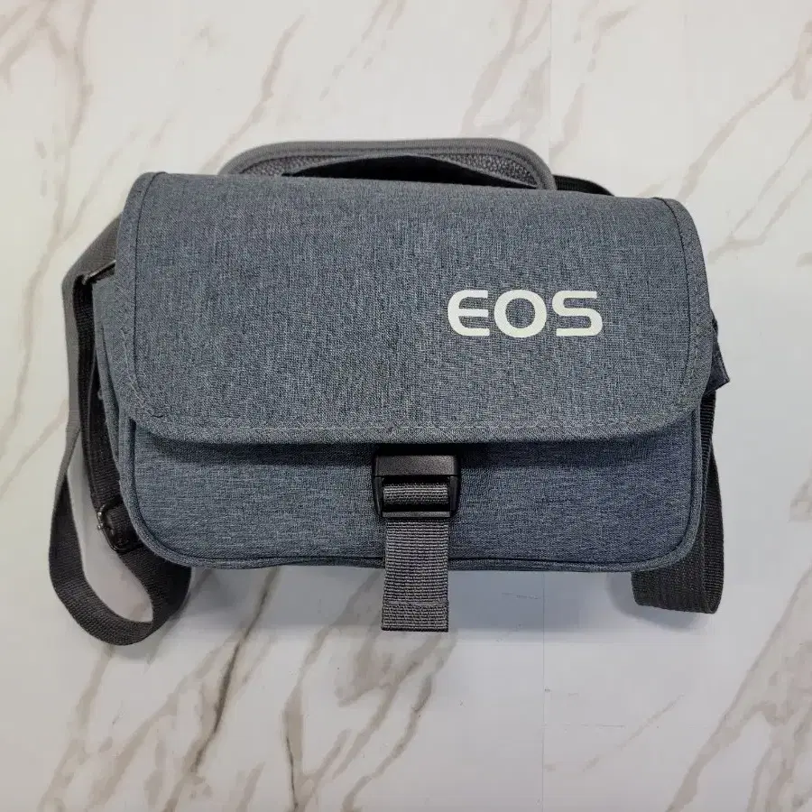 캐논 EOS R10