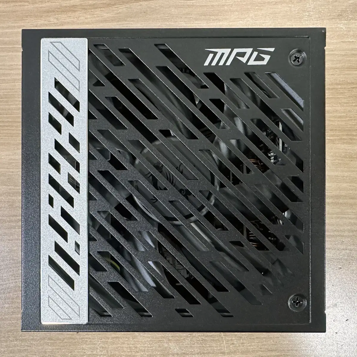 MSI MPG A1000G 80PLUS골드 풀모듈러 ATX3.0 파워