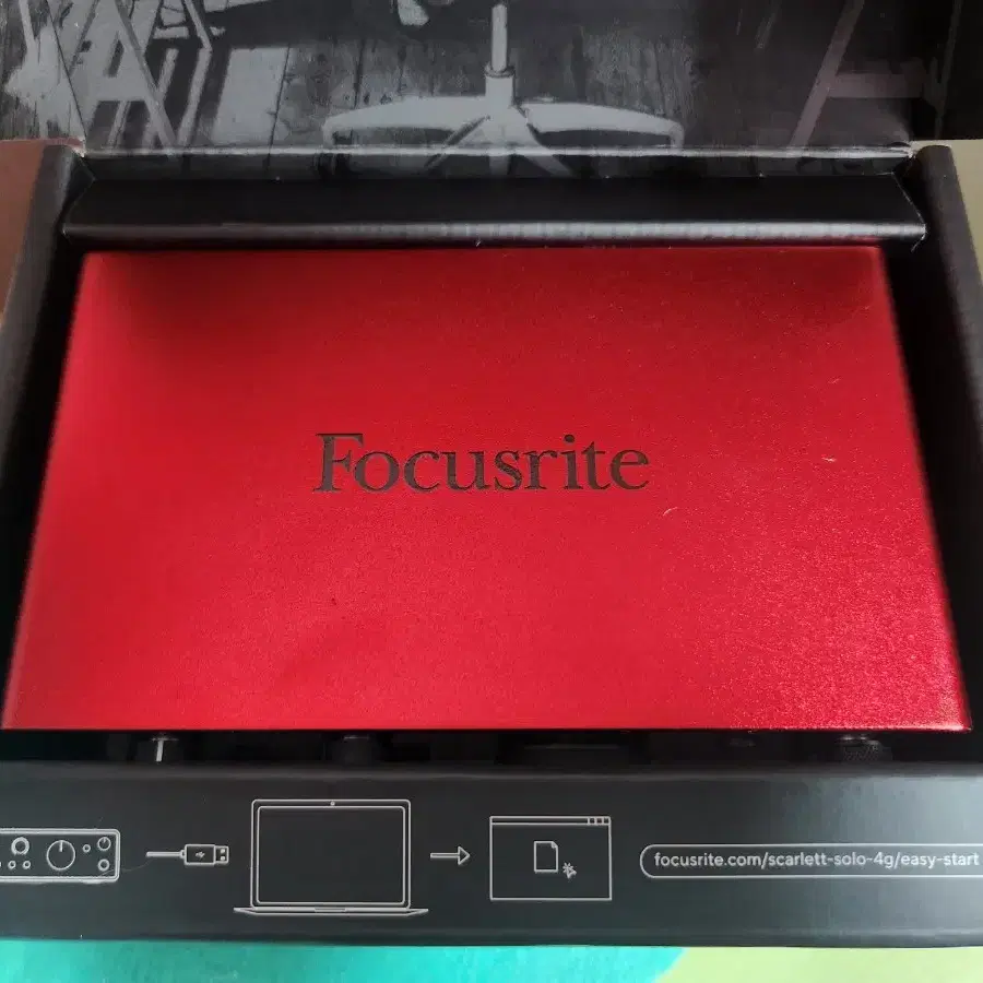 스칼렛 솔로 4세대(Focusrite Scarlett solo 4th)