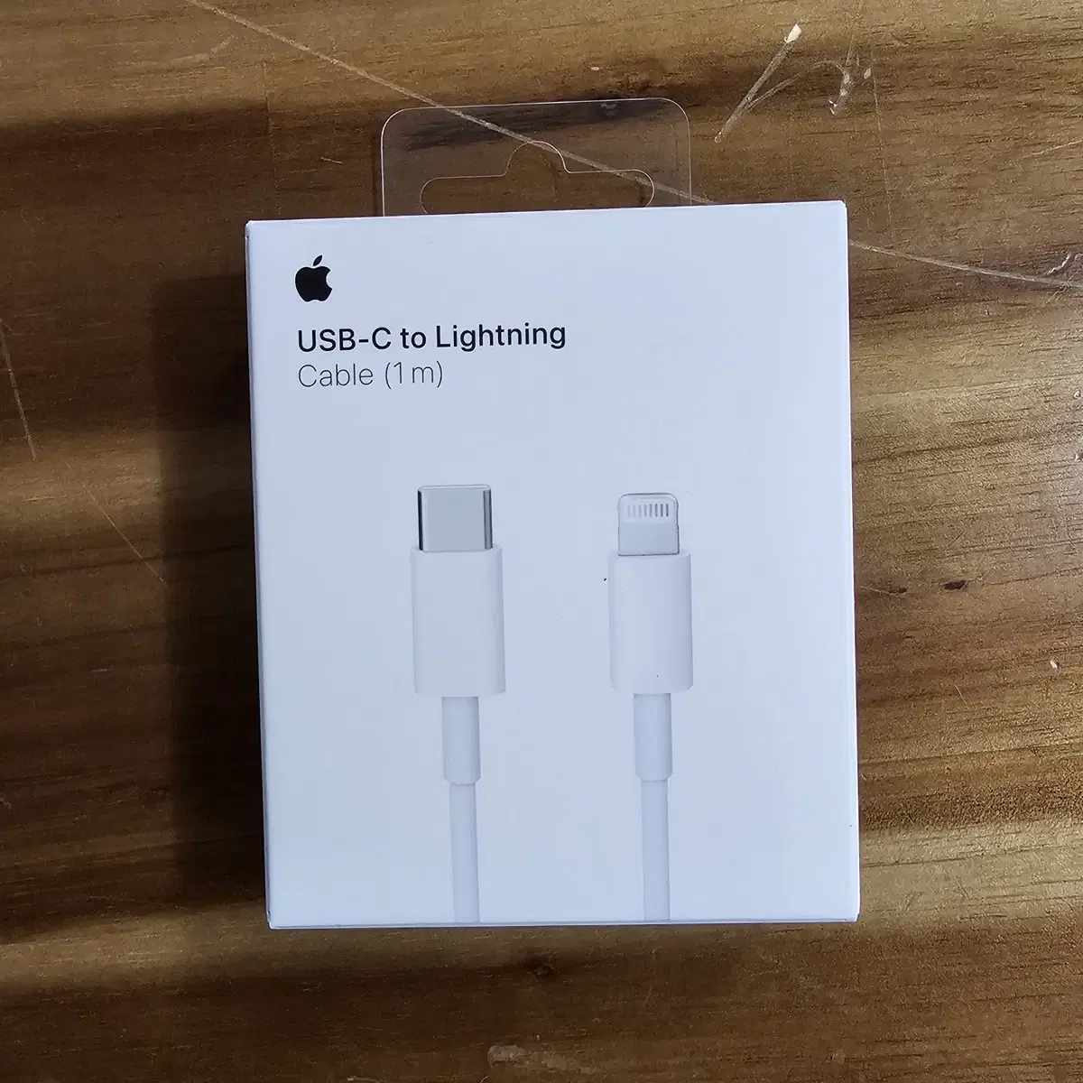 애플 정품 USB-C-Lightning 충전케이블 팝니다.