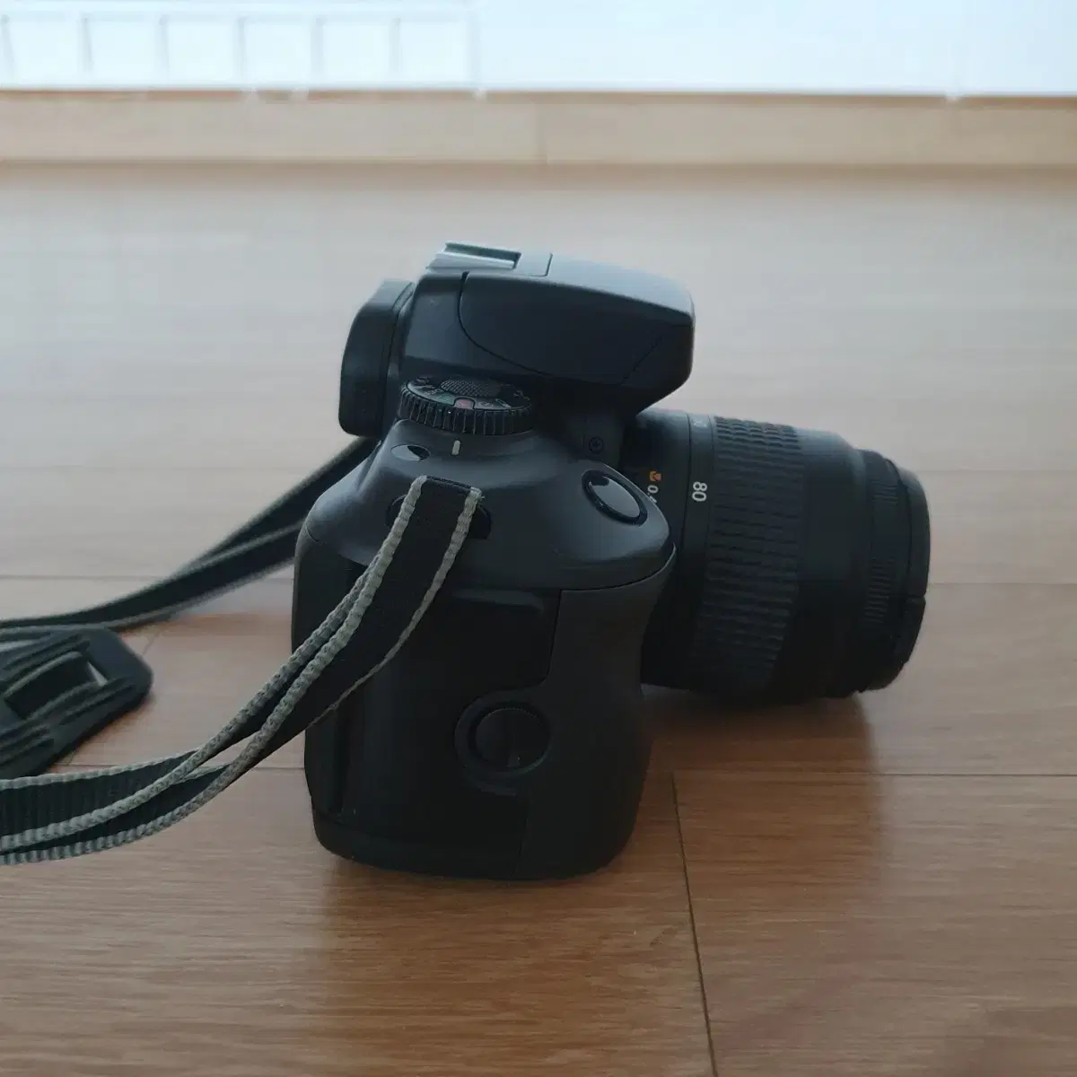 캐논 EOS 700QD 필름카메라 (렌즈 포함)