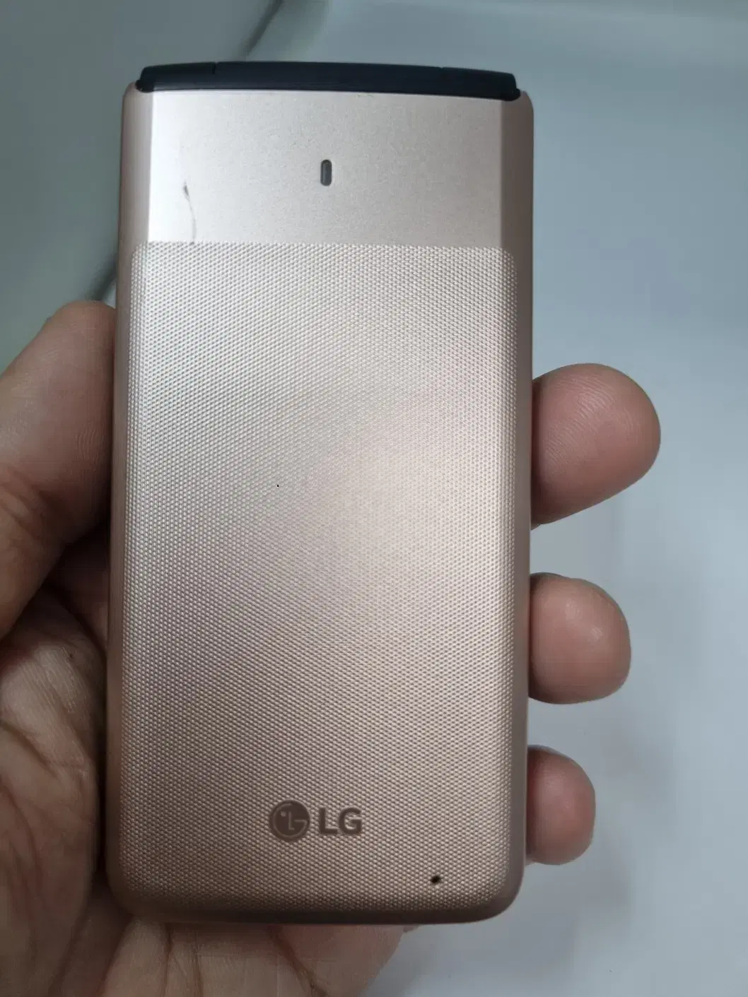 LG 폴더 Y110 판매합니다. 효도폰 수능폰 고삼폰