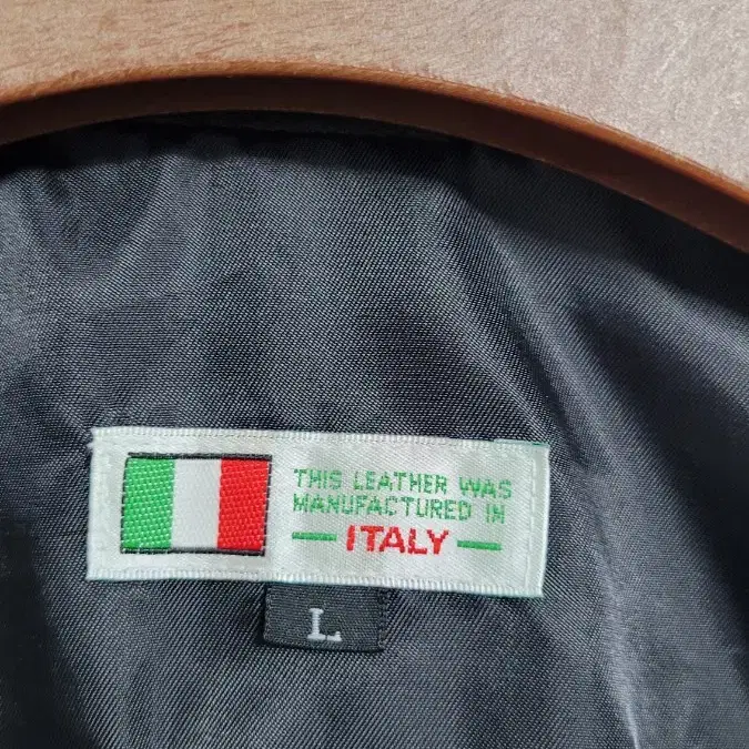 [L]메이드인ITALY YKK지퍼디테일 멀티포켓 바이커레이싱 가죽자켓 L