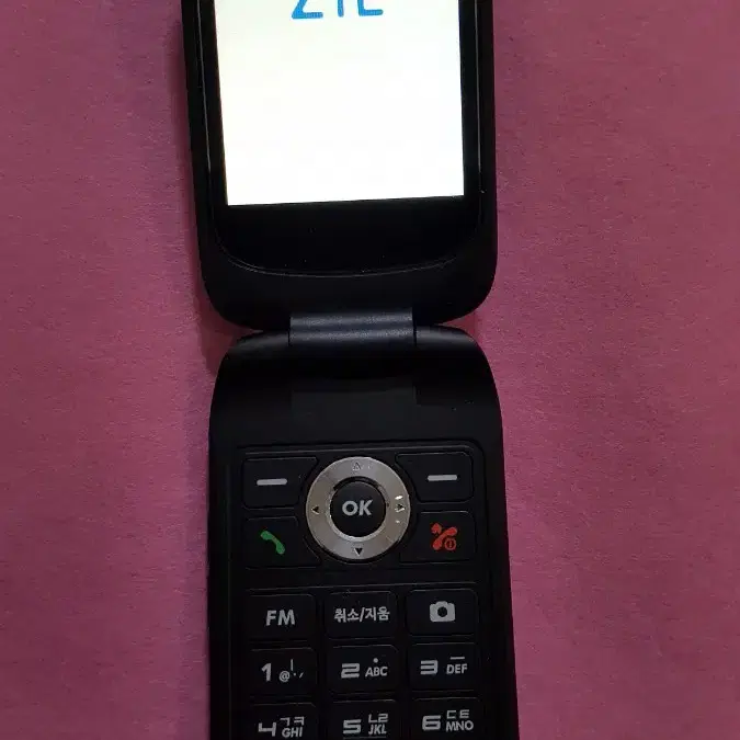 ZTE 폴더폰