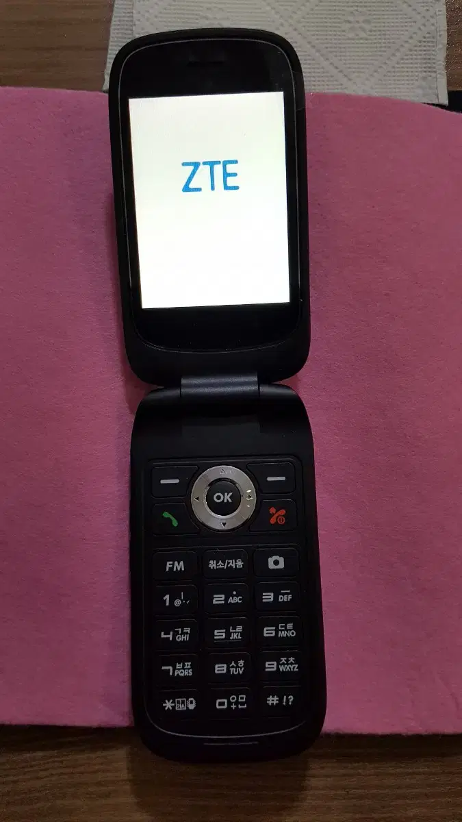 ZTE 폴더폰