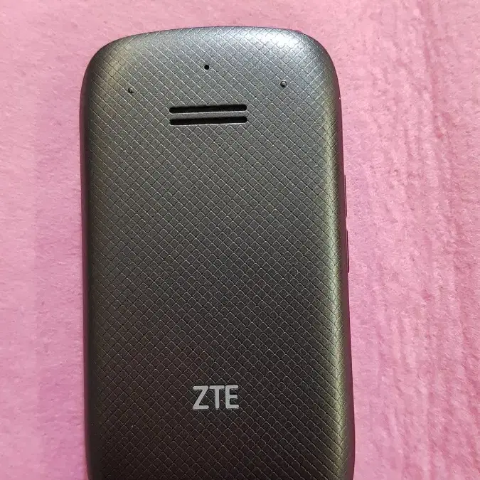 ZTE 폴더폰