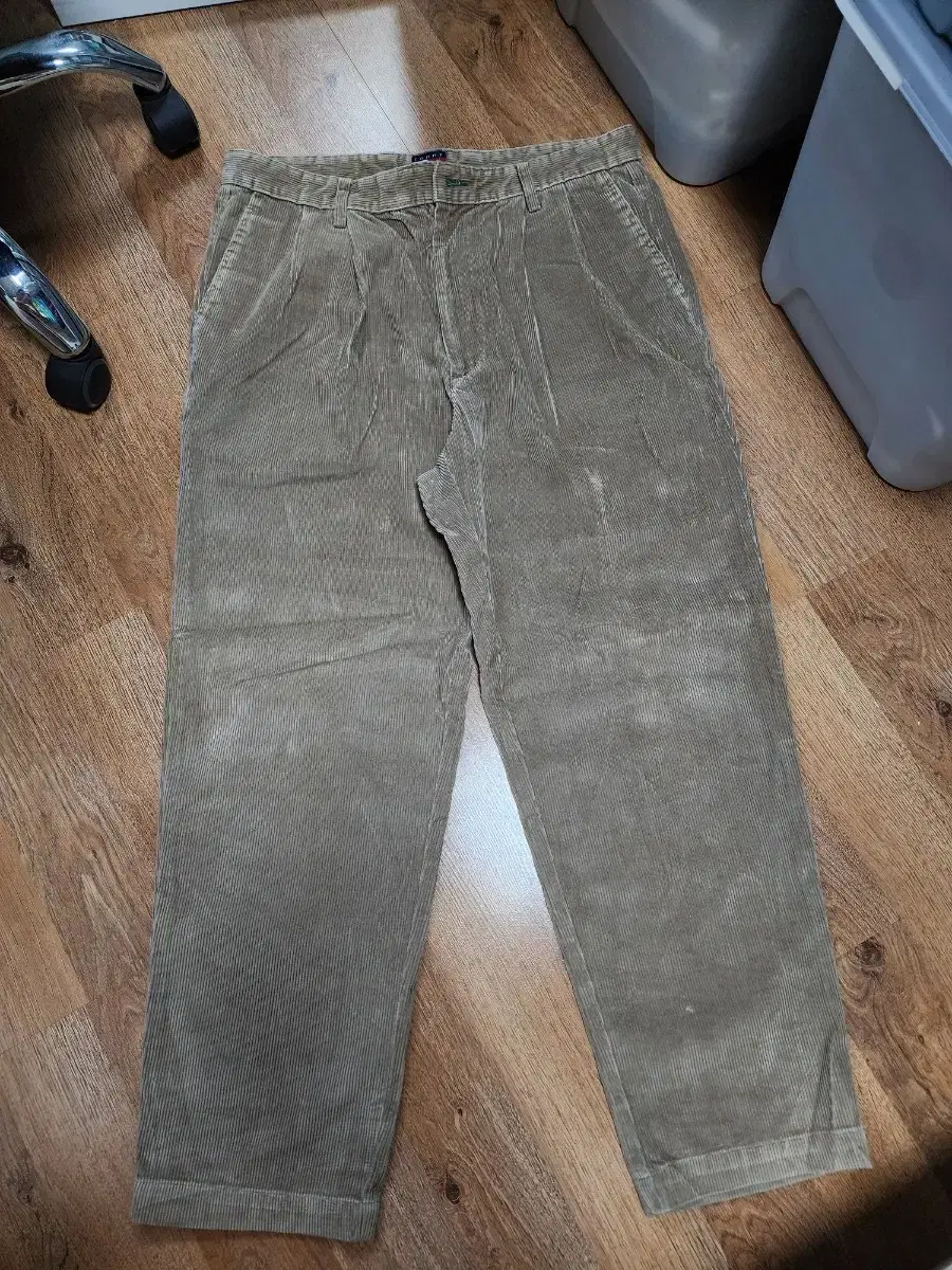 Price) 90s Tommy Hilfiger corduroy pants 36