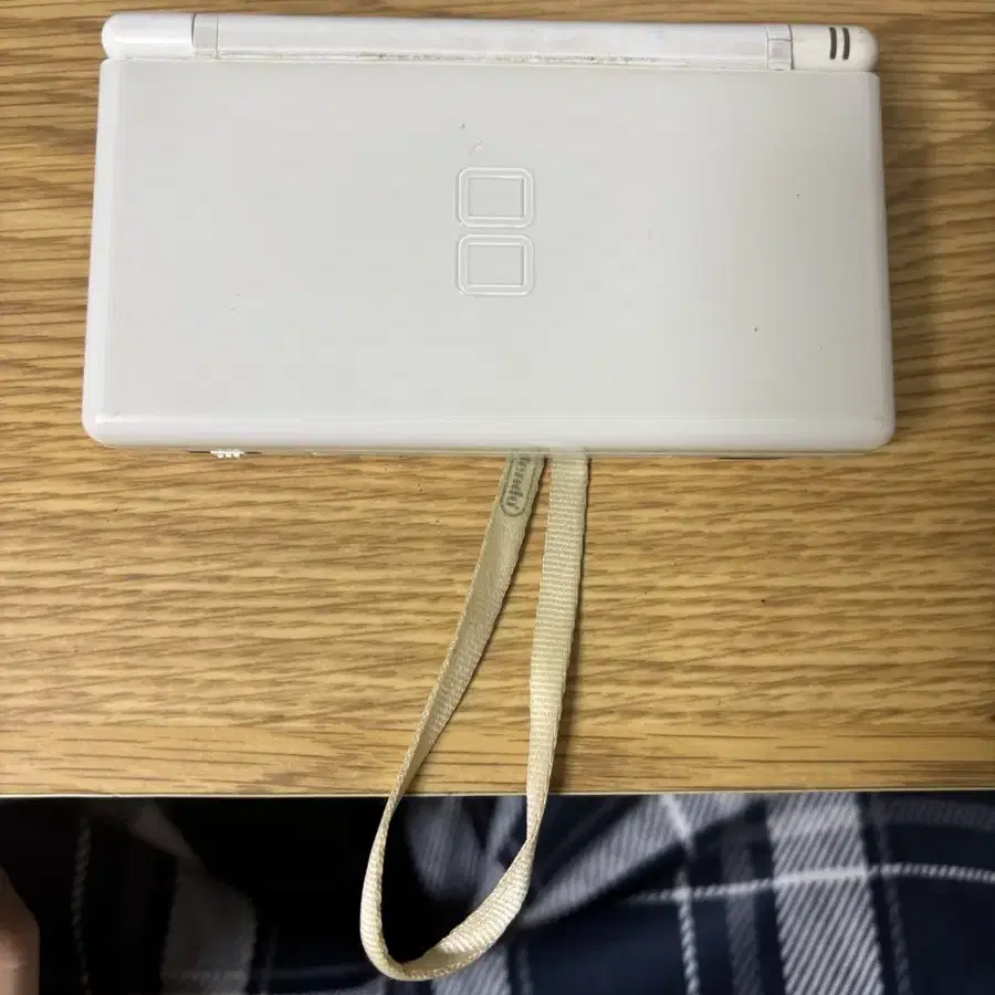 닌텐도 DS lite