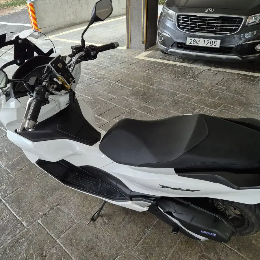 pcx125 24년식 배달셋팅 팝니다