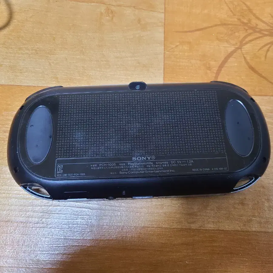 ps vita 1005