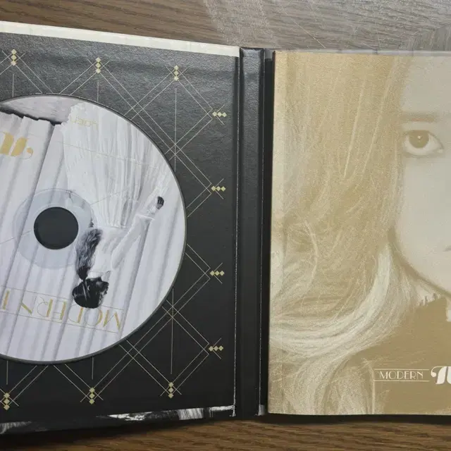 아이유 모던타임즈 cd