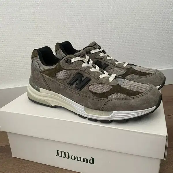 (새상품) 뉴발란스 X JJJJound M992J2 280