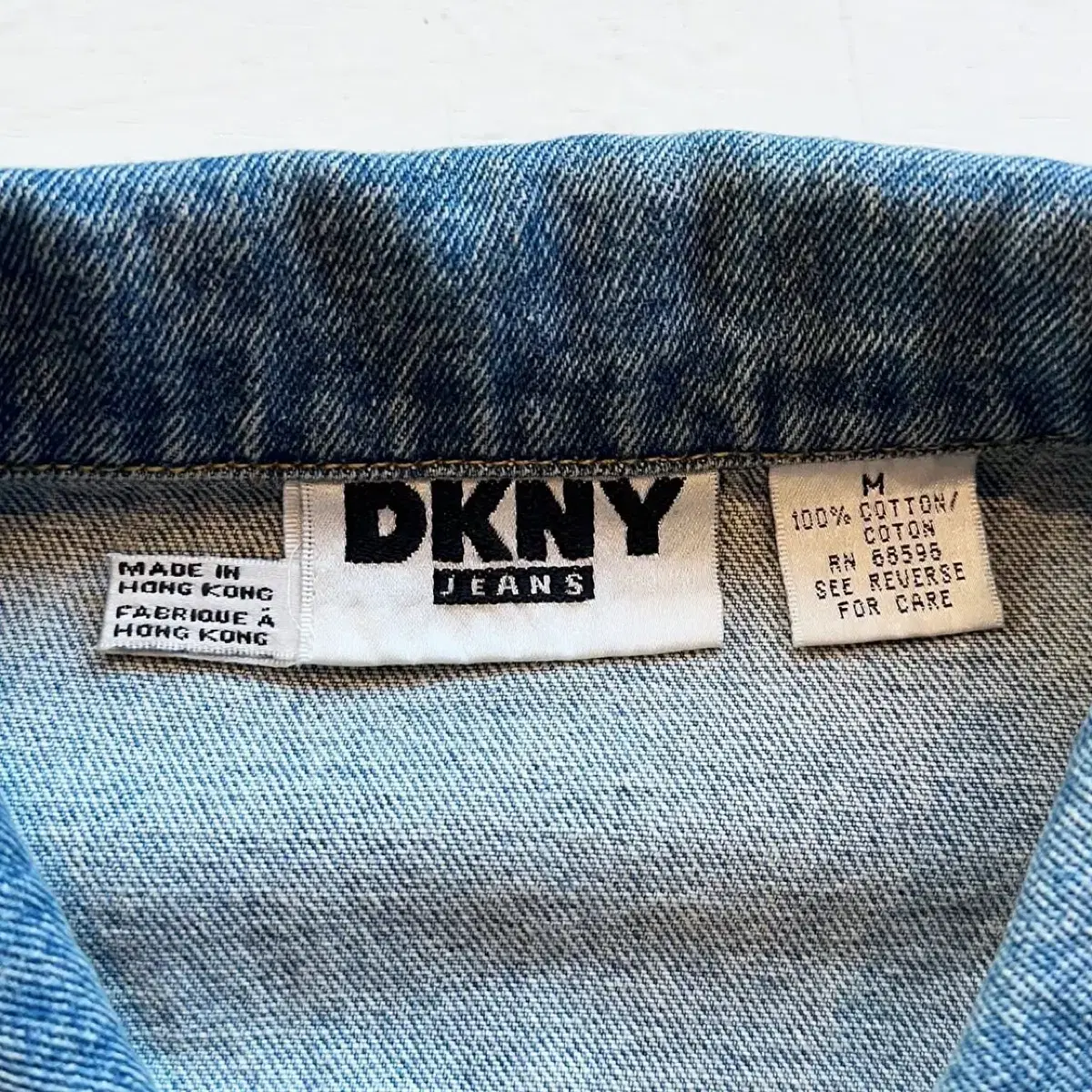 DKNY 데님 트러커 자켓