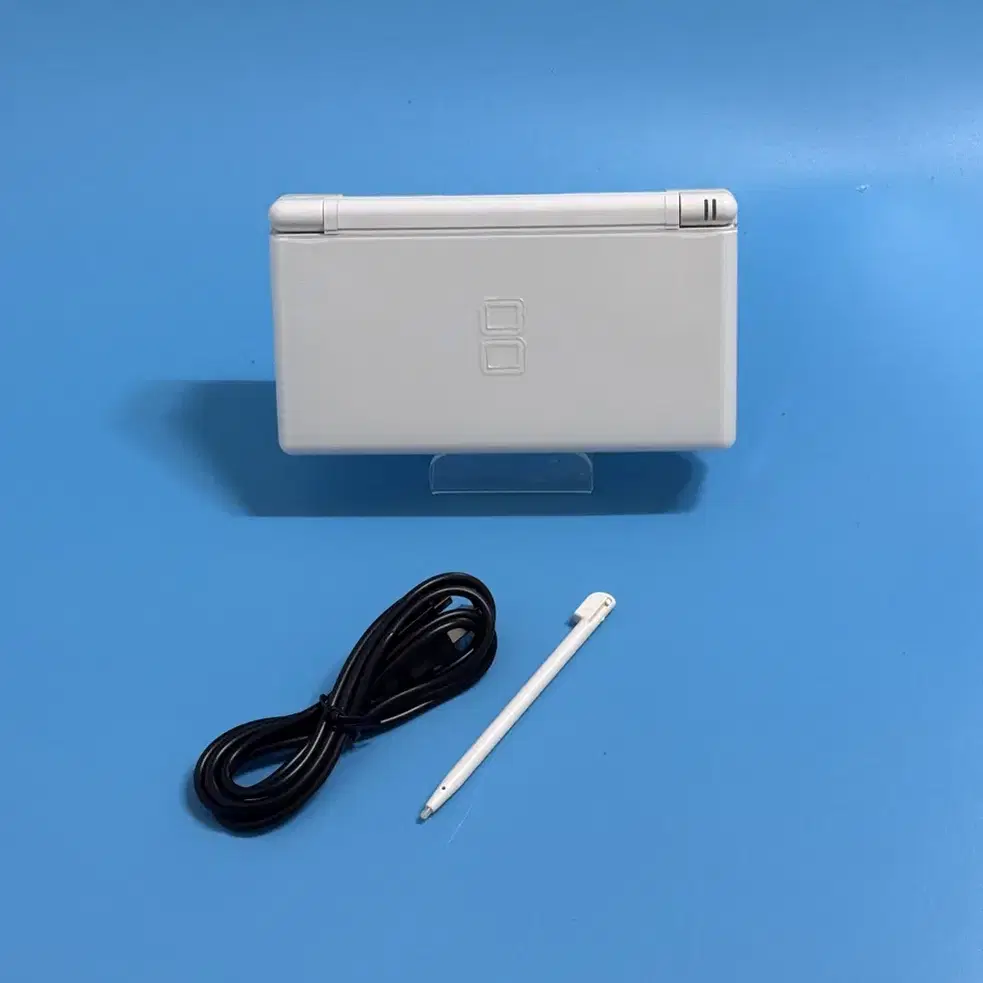 닌텐도 DS LITE 화이트 (국내정발 , 풀구성 , 작동이상 무)