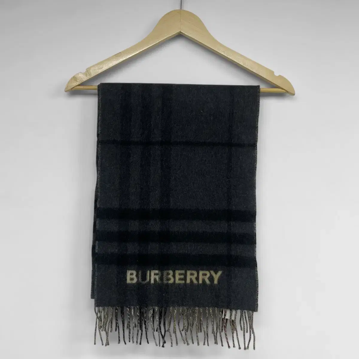 버버리 Burberry 컨트라스트 캐시미어 양면 스카프