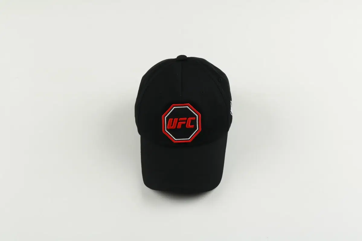 UFC 울티맨 와펜 볼캡 모자