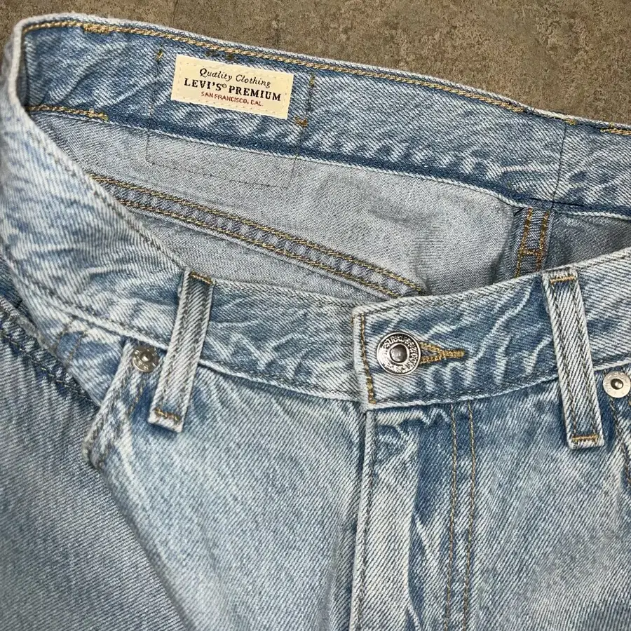 Levis 와이드 팬츠