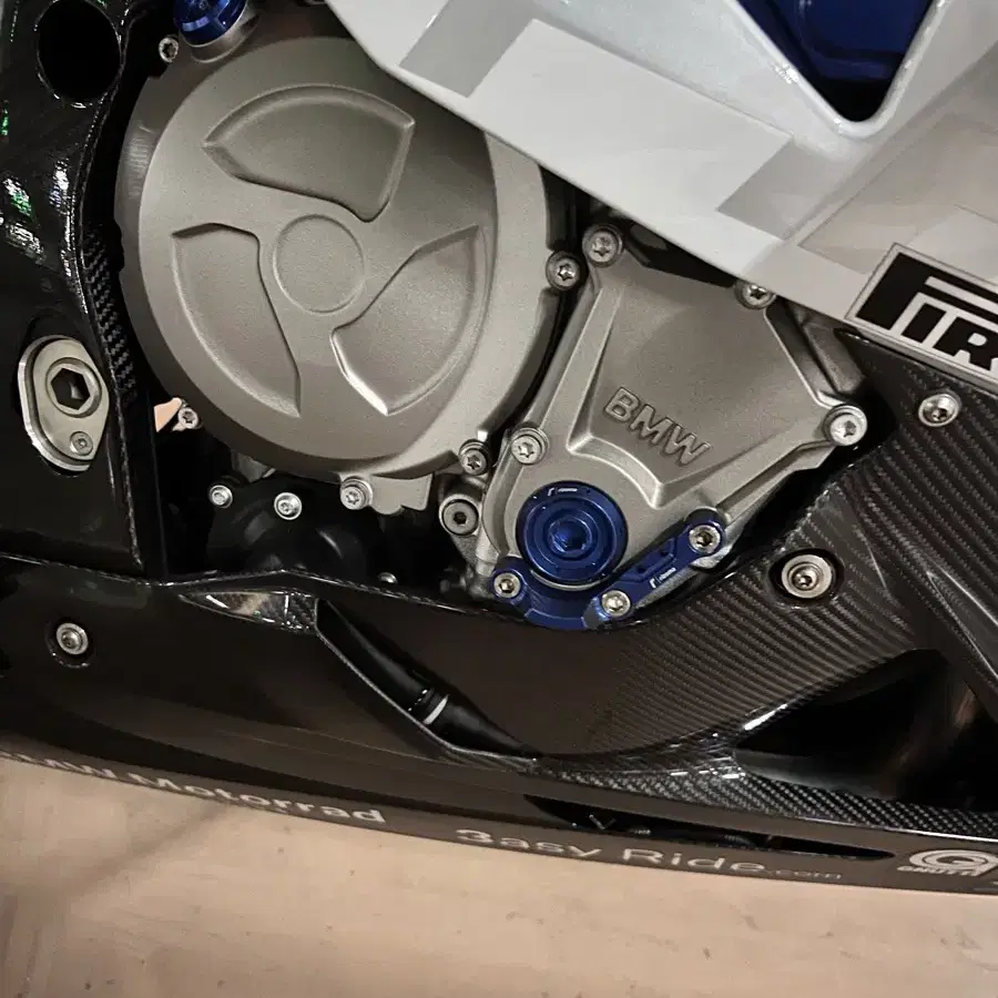 낮은 키로수 S1000RR HP4 컴피티션 판매합니다