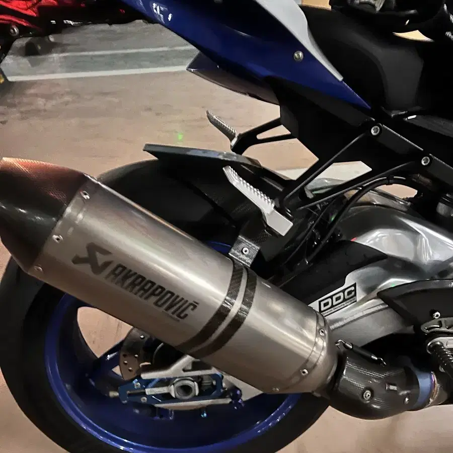 낮은 키로수 S1000RR HP4 컴피티션 판매합니다