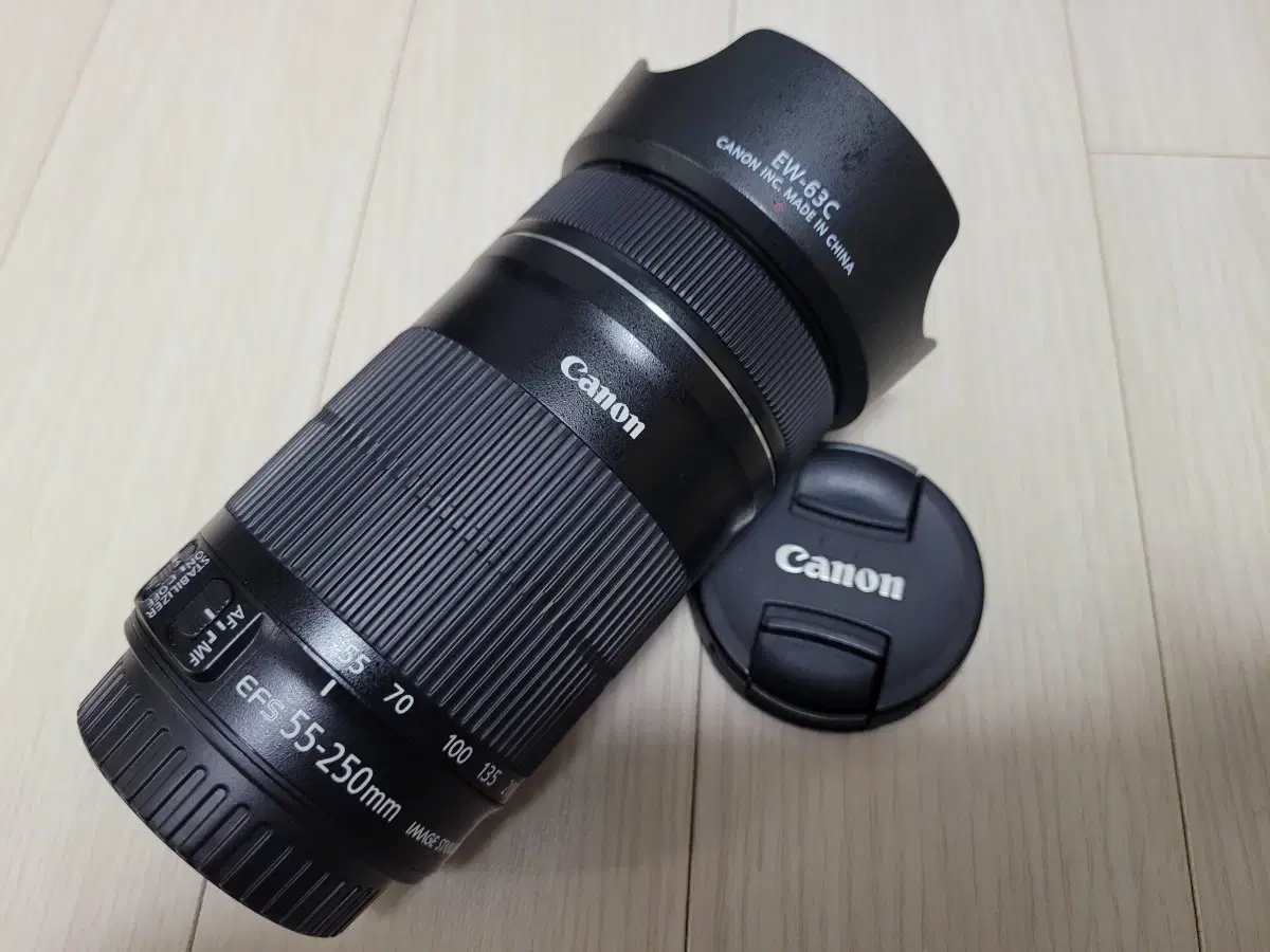 깔끔한 캐논 EF-S 55-250mm IS STM 신형 망원렌즈