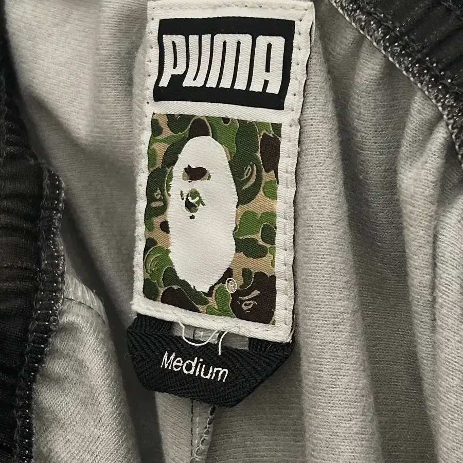 Bape x Puma 트랙팬츠