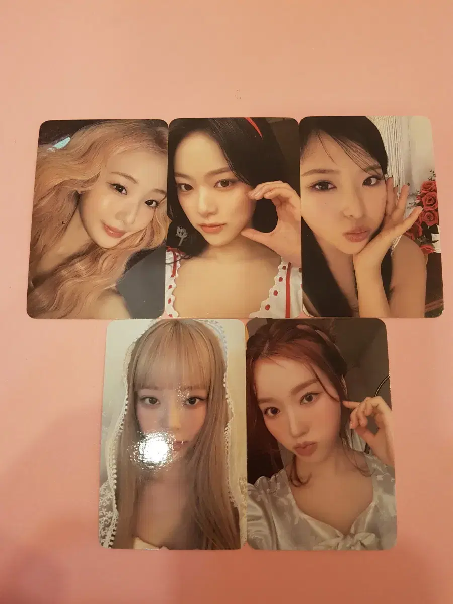 loossemble*loona photocard album one of a kind (bulk 5 sheets)