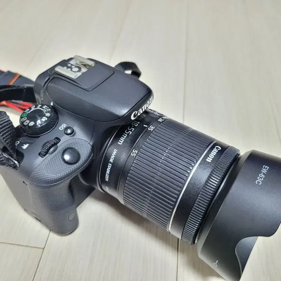 캐논 DSLR 카메라 EOS 100D 와 18-55 STM 렌즈 세트