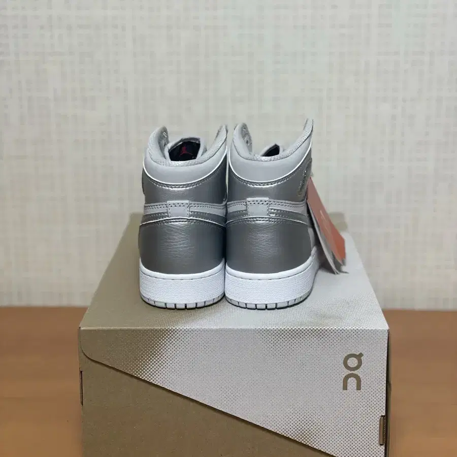 [NIKE] 나이키 조던1 CO.JP 실버 GS 5.5Y