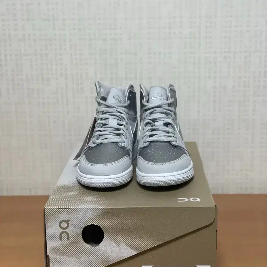 [NIKE] 나이키 조던1 CO.JP 실버 GS 5.5Y